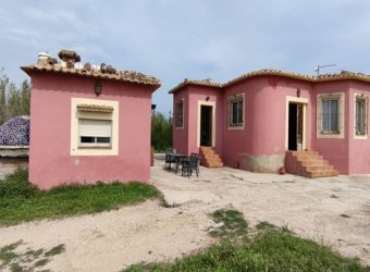 Estupendo chalet independiente con parcela en la zona del Brosquil de Cullera.