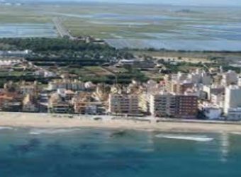 Maravilloso apartamento en la playa de Les palmeres.