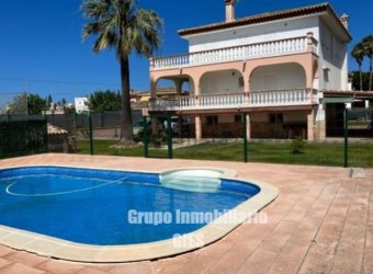 Fantastico Chalet situado en la playa del Dossel de Cullera