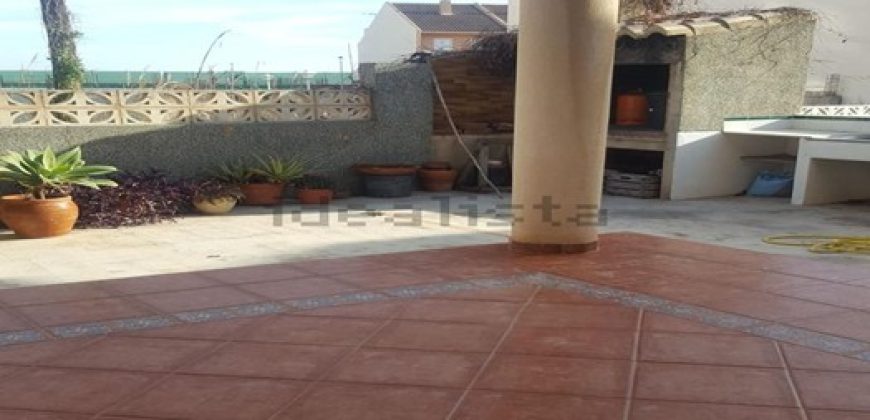 Fabuloso Chalet independiente en la playa del Pouet en una ubicación privilegiada frente al mar