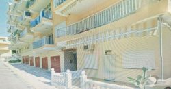 Fabuloso y encantador apartamento de 62m2., está situado en la tercera planta de un edificio con ascensor