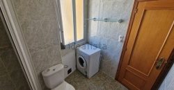 Fabuloso y encantador apartamento de 62m2., está situado en la tercera planta de un edificio con ascensor