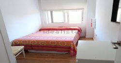 Fantastico apartamento en la playa de El Perellonet, totalmente reformado y situado en la entreplanta.