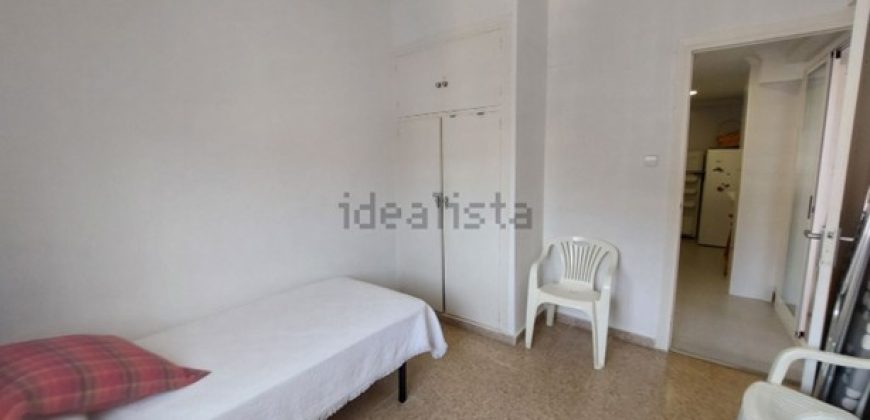 Descubre este maravilloso apartamento ubicado en la 9ª planta, con impresionantes vistas al mar y al castillo de Cullera