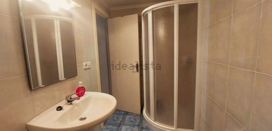 Descubre este maravilloso apartamento ubicado en la 9ª planta, con impresionantes vistas al mar y al castillo de Cullera