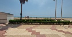 Descubre este maravilloso apartamento ubicado en la 9ª planta, con impresionantes vistas al mar y al castillo de Cullera