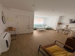 Descubre esta impresionante casa unifamiliar de dos plantas