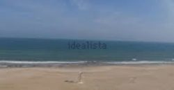 Espectacular apartamento dúplex ubicado en El Perelló, a escasos metros del paseo marítimo.