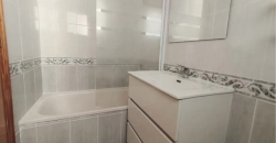 Espectacular apartamento dúplex ubicado en El Perelló, a escasos metros del paseo marítimo.