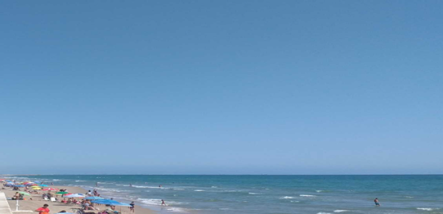 Espectacular Piso en Primera Línea de Playa – Playa de las Palmeras, sueca