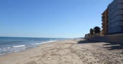 Espectacular Piso en Primera Línea de Playa – Playa de las Palmeras, sueca