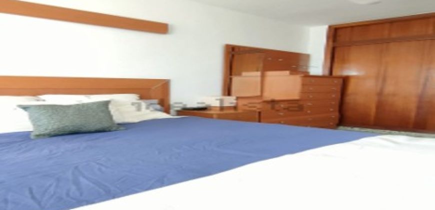 Espectacular piso ubicado en la 7ª planta con vistas privilegiadas al mar que te enamorará desde el primer momento