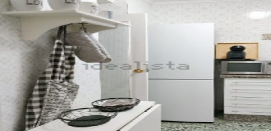 Espectacular piso ubicado en la 7ª planta con vistas privilegiadas al mar que te enamorará desde el primer momento