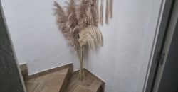 Maravilloso chalé adosado convertido en dos viviendas y totalmente reformado en el Mareny de Barraquetes