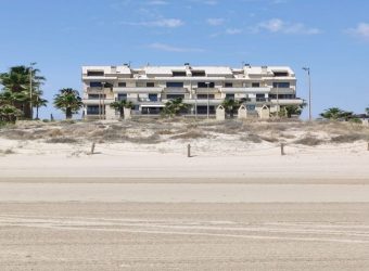 Apartamento en zona tranquila a primera línea de playa