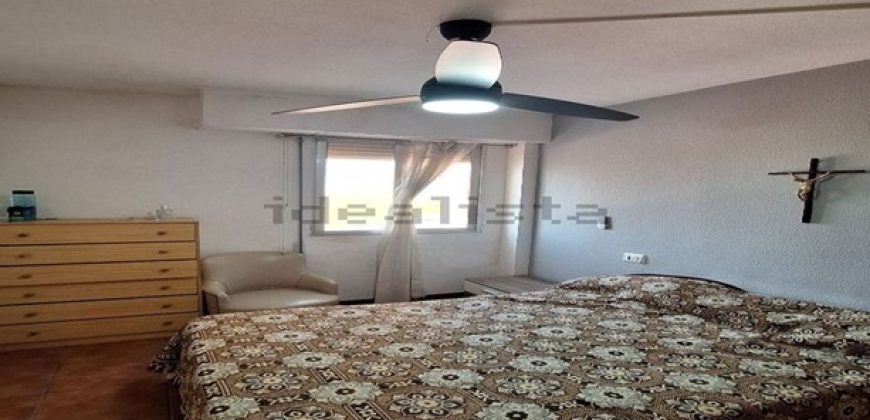 Espectacular apartamento en el mareny blau a escasos metros de la playa y