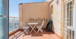 Este luminoso ático de 78 m² se encuentra en El Perellonet