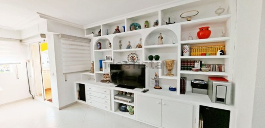 Maravillos apartamento de 2 habitaciones Primera Línea en El Perellonet