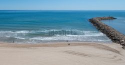 Este luminoso ático de 78 m² se encuentra en El Perellonet