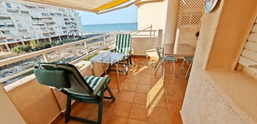 Maravillos apartamento de 2 habitaciones Primera Línea en El Perellonet