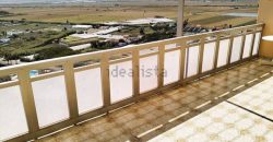 Sensacional apartamento en primerísima linea de 129m²situado en la planta 20 y ubicado en la playa de El Perellonet