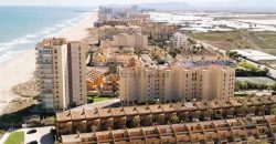 Sensacional apartamento en primerísima linea de 129m²situado en la planta 20 y ubicado en la playa de El Perellonet