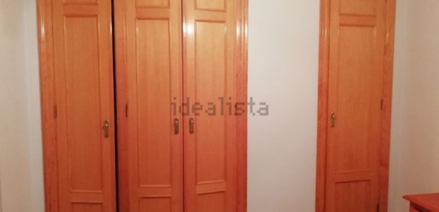 Encantador apartamento ubicado en la 2ª planta en la urbanización de Cap Blanc