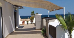 Espectacular ático en la playa del dossel con vistas fabulosas del mar