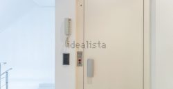 Fantástico Chalet pareado en la playa de San Antonio. La vivienda tiene 4 plantas