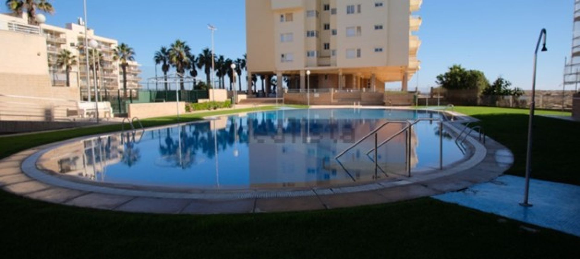 Espectacular apartamento en primera línea de playa, ubicado en la 1ª planta.