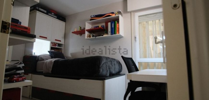 Espectacular apartamento en primera línea de playa, ubicado en la 1ª planta.