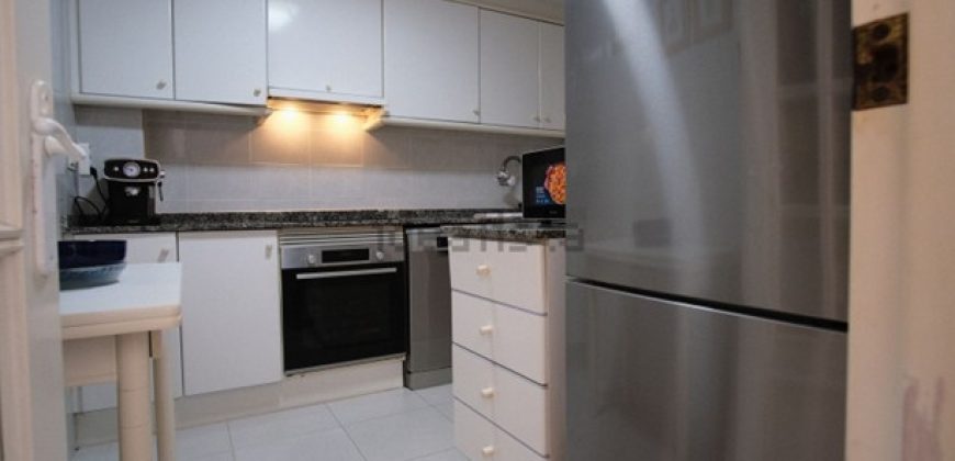 Espectacular apartamento en primera línea de playa, ubicado en la 1ª planta.