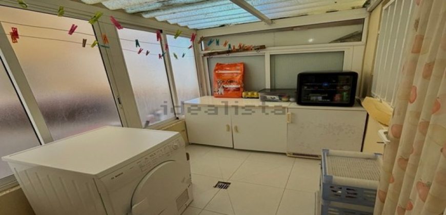 Espectacular apartamento en primera línea de playa, ubicado en la 1ª planta.
