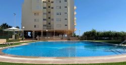 Espectacular apartamento en primera línea de playa, ubicado en la 1ª planta.