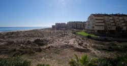 Espectacular apartamento en primera línea de playa, ubicado en la 1ª planta.