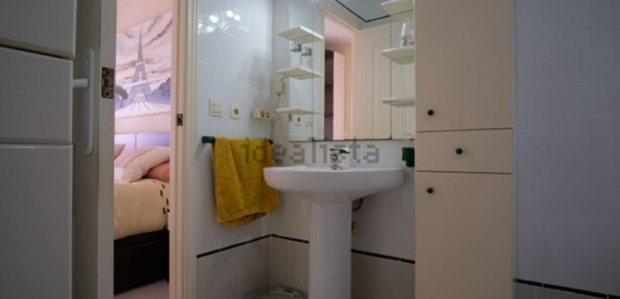 Espectacular apartamento en primera línea de playa, ubicado en la 1ª planta.