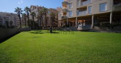 Espectacular apartamento en primera línea de playa, ubicado en la 1ª planta.