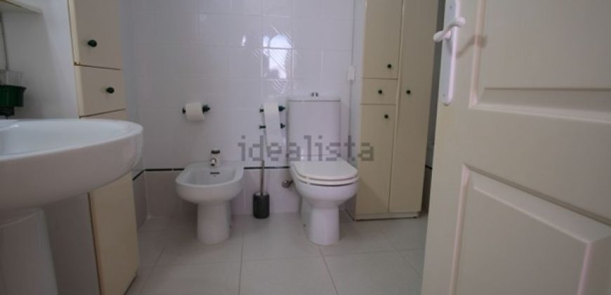 Espectacular apartamento en primera línea de playa, ubicado en la 1ª planta.