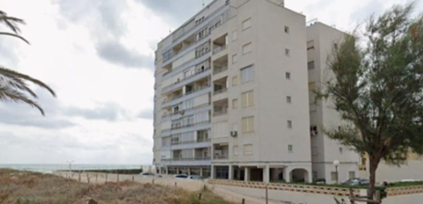 Espectacular apartamento en primera línea de la playa del Perellonet