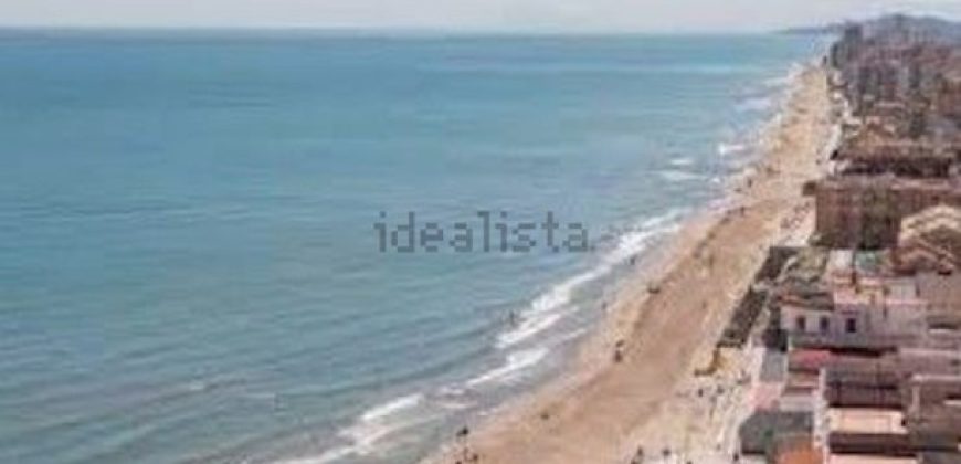 Espectacular apartamento en El Perelló, a tan solo unos pasos del mar