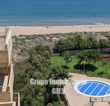 Fantastico apartamento dúplex en la playa de El Perellonet