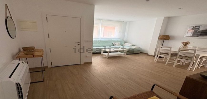 Descubre esta impresionante casa unifamiliar de dos plantas