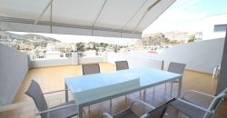 Impresionante adosado de lujo, ubicado en la codiciada zona del Faro de Cullera.