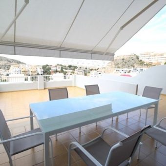 Impresionante adosado de lujo, ubicado en la codiciada zona del Faro de Cullera.