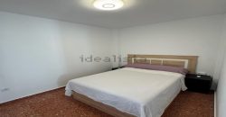 Fabuloso apartamento totalmente reformado se encuentra en la cuarta planta de un edificio con ascensor