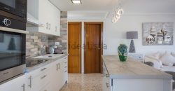 Magnífico apartamento de 100 m2. Ubicado en la tercera planta de un edificio con ascensor.