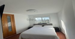 Fabuloso apartamento totalmente reformado se encuentra en la cuarta planta de un edificio con ascensor