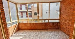 Amplio piso de aproximadamente 90 m², ubicado en la 3ª planta el edificio dispone de ascensor