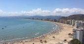 Apartamento en primera línea de playa. Ubicado en la planta 17ª en una de las urbanizaciones más exclusivas de Cullera