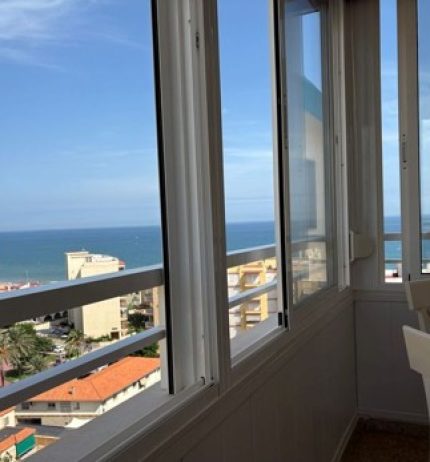 Maravilloso apartamento situado en el Mareny Blau.